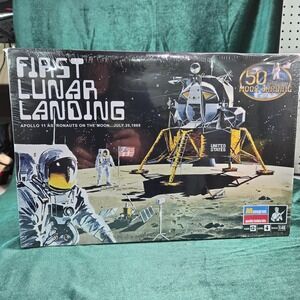 Monogram First Lunar Landing Apollo 11 Model Kit 1:48 Scale Sealed